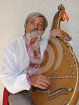 Senior ukrainian kobzar 2 photo