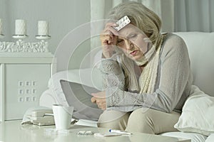 Senior woman feel unwell