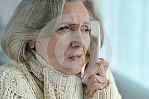 Senior woman feel unwell
