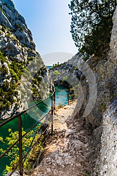 Sentier du garde canal, Quinson, Verdon lower gorge, lake Sainte Croix, Provence