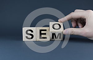 Seo or Sem. Cubes form words Seo or Sem