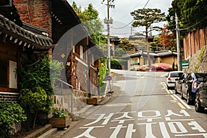 Seoul, Bukchon Hanok historic district (South Korea) photo