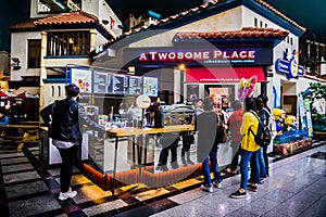 A Twosome Place - Lotte World Adventure