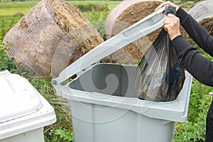 Separate collection of plastic differentiated garbage collection