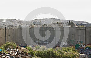 Separation Wall between the occupied palestinian territoryâ€™s and