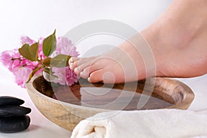 Serenity and Beauty: Relaxing Spa Pedicure for Elegant Feet