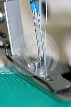 Serger sewing machine needles