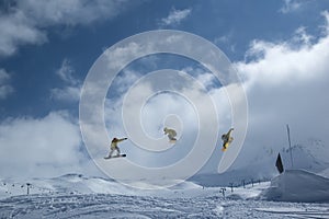 Serie of a snowboarder