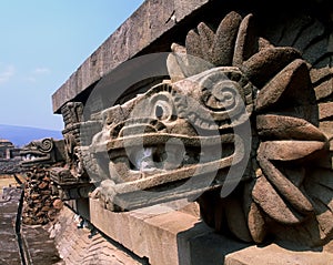 Serpent Quetzalcoatl photo