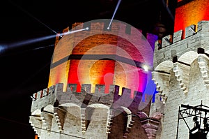 Serranos towers, Valencia. Torres de Serrano con la bandera de Valencia durante la Crida de las Fallas