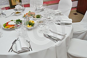 Served table