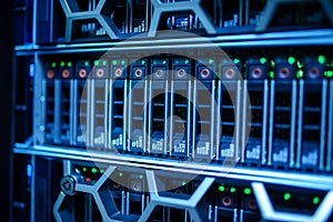 Hot swappable storage