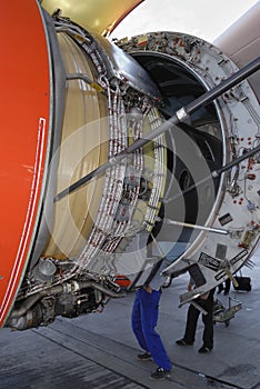 Servicing jet-engine