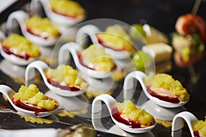 Serving buffet table