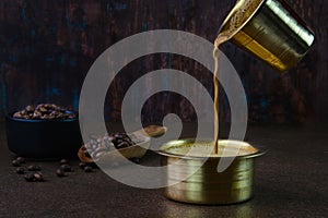 Serving filter coffee