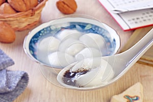 Sesame tangyuan photo