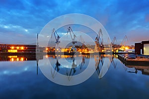 Sestao cranes from Erandio at night