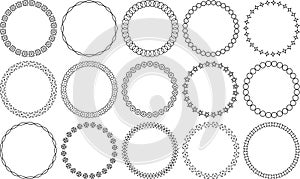 Set of 15 simple round frames.