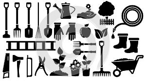 Set black garden tools