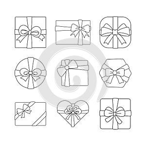 Set of black outline gift boxes icon. Collection of hand-drawn simple gifts cartoon. Line pattern. Elements for Holiday.