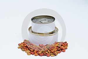 A set of can and dried cats/dogs food with label ready for new graphic design