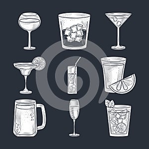 Set of cocktails, beer wine and alcohol drink, thin line style icons