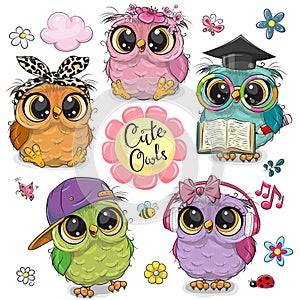 Set of cute cartoon owls