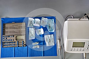 Set of dental instruments in sterile sealed packaging