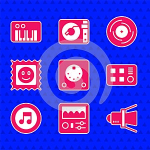 Set Drum machine, Movie spotlight, Music note, tone, LSD acid mark, Vinyl disk and synthesizer icon. Vector