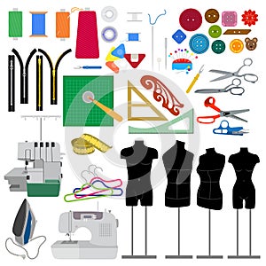 Set of flat sewing elements