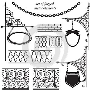 Set of forged metal elements