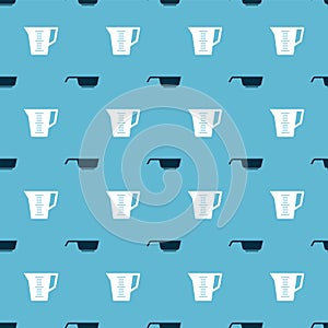 Set Frying pan and Measuring cup on seamless pattern. Vector