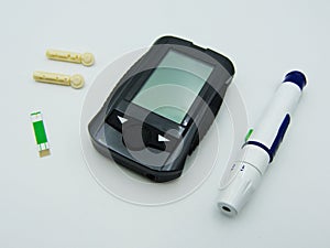 Set of glucose meter with diabetes indicator strips for blood glucose testing