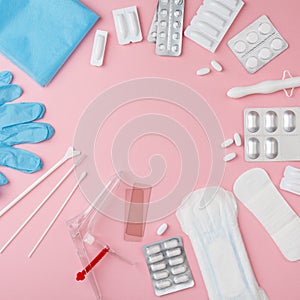 Set for gynecological examination instruments and treatments