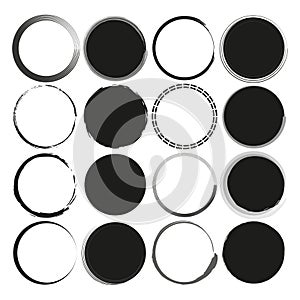 Set hand drawn circle. Scribble doodle circle. Drawning circle. Brush circle. Vector illustration. EPS 10.