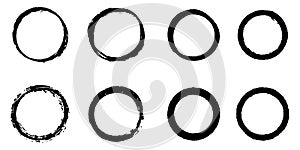 Set of hand drawn vector doodle circle line sketch isolated on white background