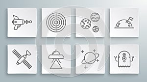 Set line Satellite, Earth structure, UFO flying spaceship, Planet, Alien, with flag and Ray gun icon. Vector