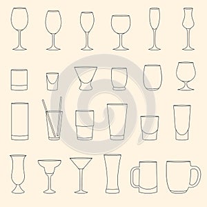 Set of linear drinkware