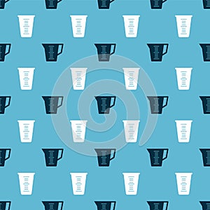 Set Measuring cup and Measuring cup on seamless pattern. Vector