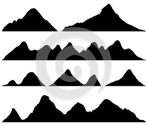 Set Mountains silhouettes