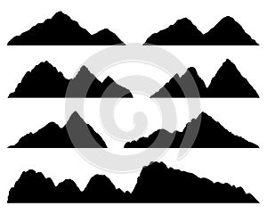 Set Mountains silhouettes