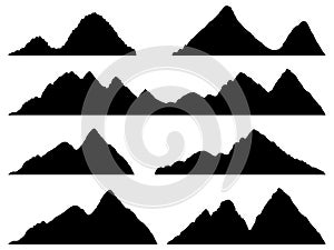 Set Mountains silhouettes