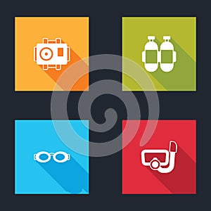 Set Photo camera for diver, Aqualung, Glasses swimming and Diving mask with snorkel icon. Vector