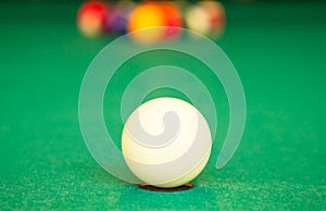 Set of pool balls