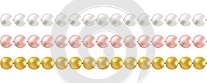 Set of Realistic pearls chain