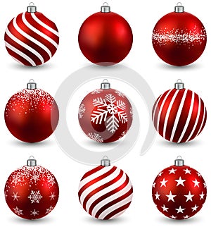 Set of realistic red christmas balls.