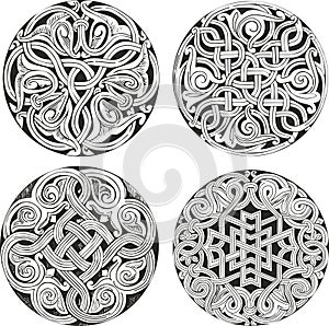 Set of round knot decorative patterns