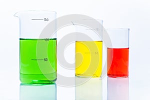 Set of temperature resistant cylindrical beakers with color liquid