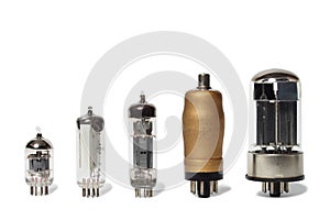 Set of vacuum tubes