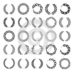 Set of vector laurel wreaths.